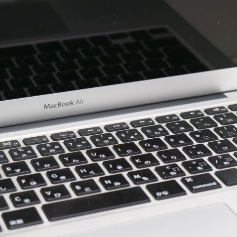 Ķ���� MacBook Air 2015 13����� Core i5 8GB 256GB