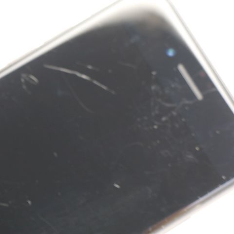 �¿��ݾ��� ������� SIM�ե꡼ iPhone8 64GB ���ڡ������쥤 �֥�å�  �������