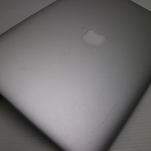 美品 MacBook Air 2017 13インチ Core i5 8GB 128GB
