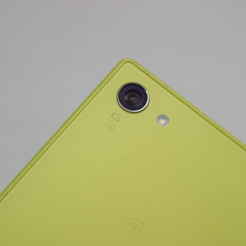 �¿��ݾ��� ���� SO-02H Xperia Z5 Compact ��������  �������