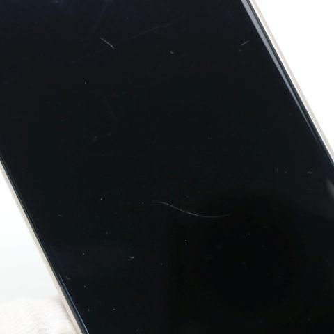 �¿��ݾ� ������� SIM�ե꡼ iPhone SE3 ��3���� 64GB �������饤��