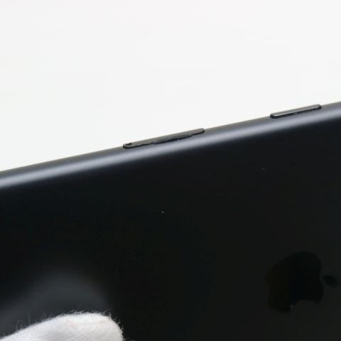 �¿��ݾ��� Ķ���� SIM�ե꡼ iPhone7 32GB �֥�å�  �������