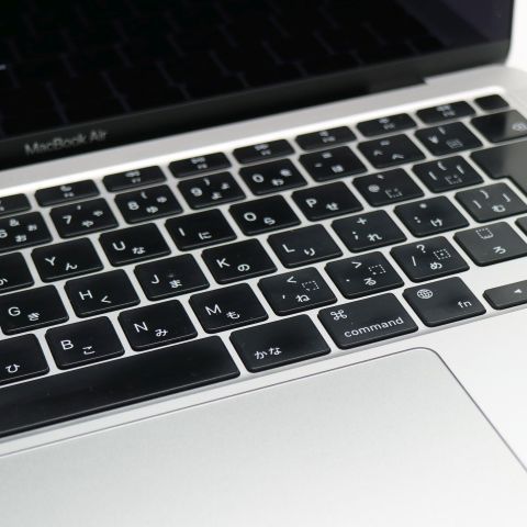 ���� MacBook Air 2020 13����� M1 8GB 256GB