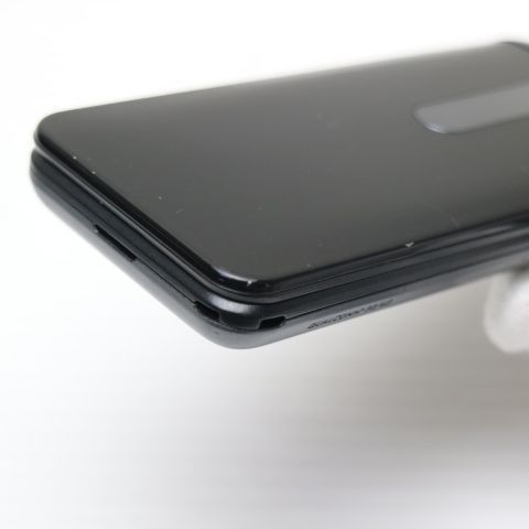 �¿��ݾ��� ���� au KYF31 GRATINA 4G �֥�å�  �������
