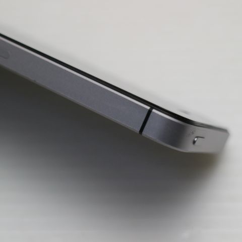 �¿��ݾ��� ���� SIM�ե꡼ iPhoneSE 64GB ���ڡ������쥤 ����� �������