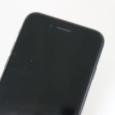 �¿��ݾ� Ķ���� SIM�ե꡼ iPhone SE ��2���� 64GB �֥�å� �����