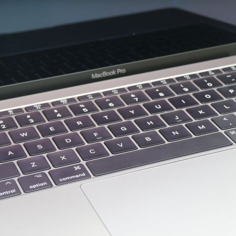 超美品 MacBook Pro 2017 13インチ Core i5 16GB 256GB