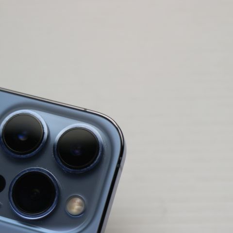 �¿��ݾ� Ķ���� SIM�ե꡼ iPhone13 Pro 256GB ������֥롼 �����