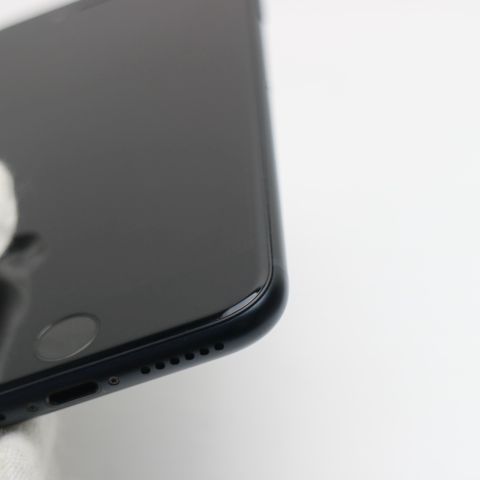 �¿��ݾ� Ķ���� SIM�ե꡼ iPhone SE3 ��3���� 64GB �ߥåɥʥ���