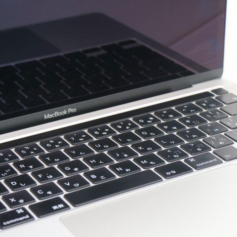 Ķ MacBook Pro 2020 13 Core i7 16GB 1TB