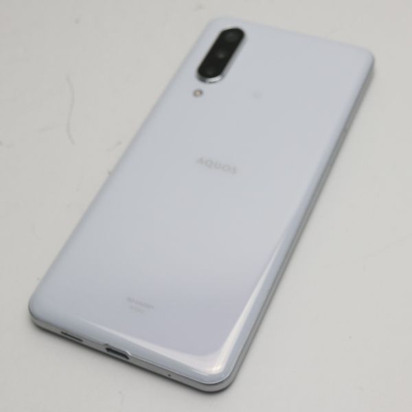 ムスビー｜超美品SHG02 AQUOSzero5G basic DX ホワイト 即日発送 SIM  