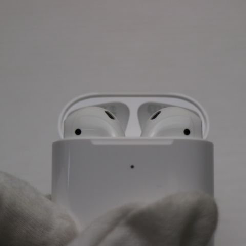 �¿��ݾ� Ķ���� Airpods ��2���� �ۥ磻��