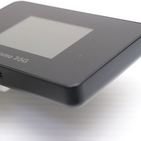 �¿��ݾ� ����Ʊ�� SH-52B Wi-Fi STATION �֥�å� �����