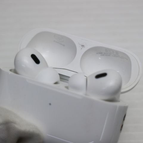 �¿��ݾ� ���� AirPods Pro ��2���� USB-C �ۥ磻��