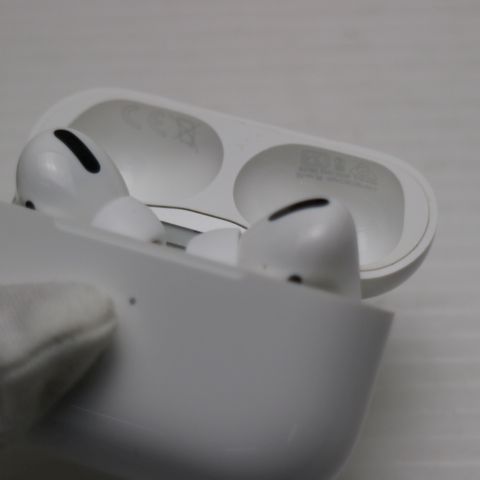 �¿��ݾ� ���� AirPods Pro  �ۥ磻��