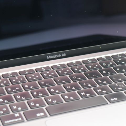 Ķ���� MacBook Air 2020 13����� M1 8GB 256GB