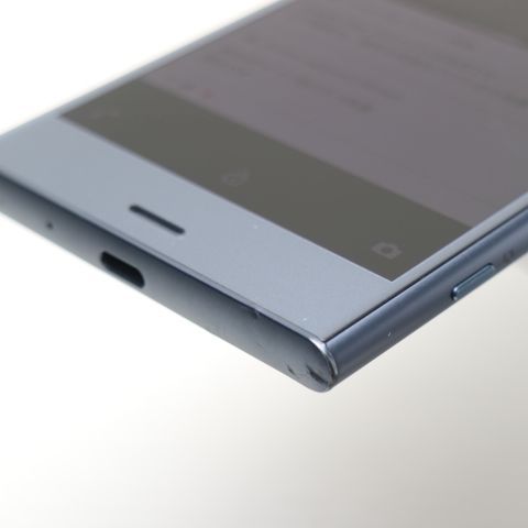 �¿��ݾ� ���� SO-01K Xperia XZ1 �֥롼 ���� �����