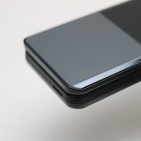 �¿��ݾ� ���� F-03L arrows �������� �֥�å� ���� �����  SIM���å�����Ѥ�