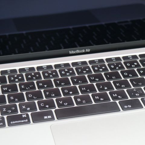 Ķ���� MacBook Air 2020 13����� Core i5 8GB 512GB