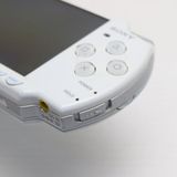 ��� PSP-2000 ����ߥå����ۥ磻��  �������