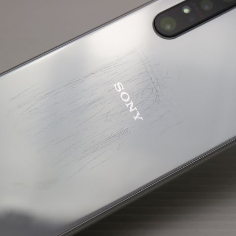 �¿��ݾ� ���� SOG01 Xperia 1 II �ۥ磻�� �����