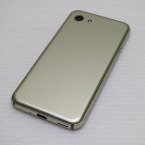 �¿��ݾ� Ķ���� 701SH AQUOS R compact �������� ���� �����