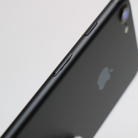 �¿��ݾ��� Ķ���� SIM�ե꡼ iPhone7 128GB �֥�å�  �������