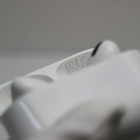 �¿��ݾ� Ķ���� AirPods Pro  �ۥ磻��