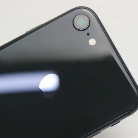 �¿��ݾ��� Ķ���� SIM�ե꡼ iPhone8 64GB ���ڡ������쥤 �֥�å�  �������