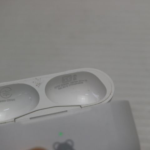 �¿��ݾ� ���� AirPods Pro ��2���� lightning��ǥ� �ۥ磻��