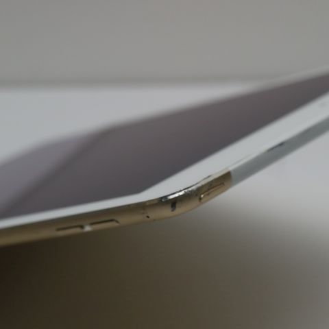 ¿ݾ  au iPad Air 2 Cellular 16GB   