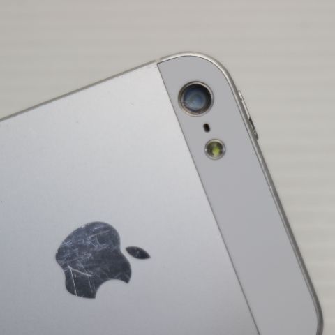 Ƚ��� ��� iPhone5 64GB �ۥ磻�� ����� �������