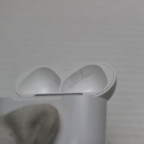 �¿��ݾ� ���� AirPods 4(�����ƥ��֥Υ�������󥻥�����)