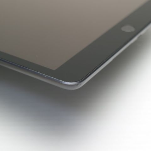 Ķ���� SIM�ե꡼ iPad ��8���� 32GB ���ڡ������쥤 ¨��ȯ�� ������ȯ��