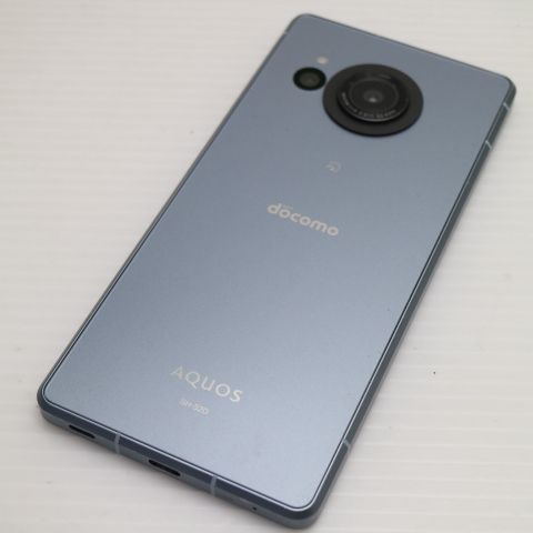 �¿��ݾ� Ķ���� SH-52D AQUOS R8 �֥롼