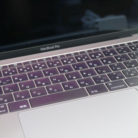 Ķ���� MacBook Pro 2017 13����� Core i5 8GB 256GB
