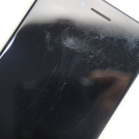 �¿��ݾ� ������� SIM�ե꡼ iPhone SE3 ��3���� 64GB �������饤��