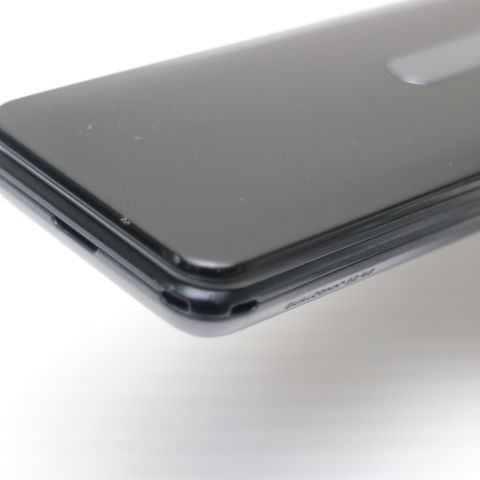 �¿��ݾ��� ������� au KYF31 GRATINA 4G �֥�å�  �������