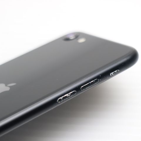 �¿��ݾ� ���� SIM�ե꡼ iPhone SE ��2���� 64GB �֥�å� �����