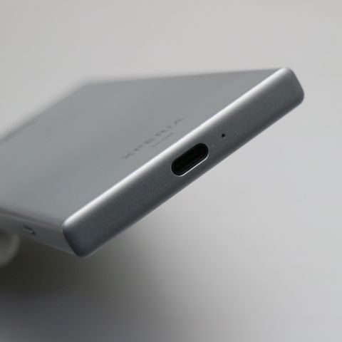 �¿��ݾ� Ķ���� SO-02K Xperia XZ1 Compact ����С� ���� �����