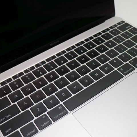 Ķ���� MacBook 2016 12����� ��6���� Core m3 8GB 256GB