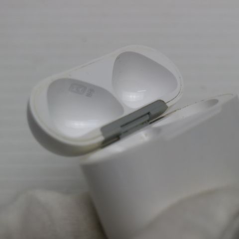 �¿��ݾ� ������� AirPods 4(�����ƥ��֥Υ�������󥻥�������)