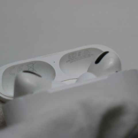 �¿��ݾ� ������� AirPods Pro  �ۥ磻��