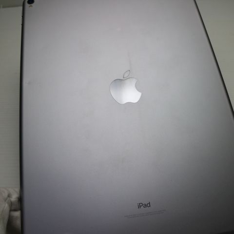 ���� iPad Pro ��2���� 12.9����� Wi-Fi 64GB ���ڡ������쥤