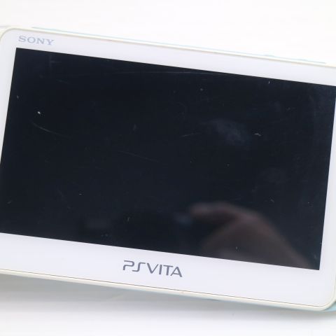 �¿��ݾ��� ������� PCH-2000 PS VITA �֥롼/�ۥ磻��  �������