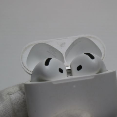 �¿��ݾ� ���� AirPods 4(�����ƥ��֥Υ�������󥻥�����)