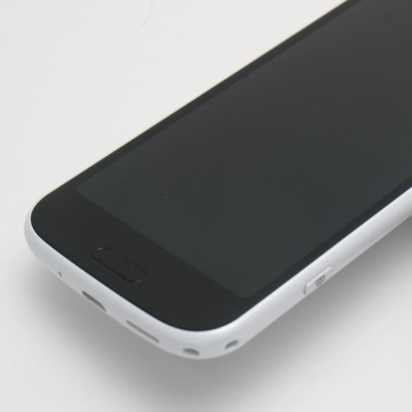 ムスビー｜安心保証 超美品 F-52B らくらくスマートフォン ホワイト 白 