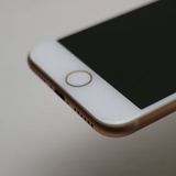 �¿��ݾ��� ����Ʊ�� SIM�ե꡼ iPhone8 64GB �������  �������