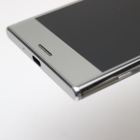 ��� SO-04J Xperia XZ Premium �������� ����� �������