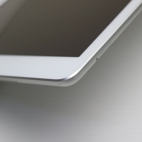 ��� SIM�ե꡼ iPad ��8���� 32GB ����С� ¨��ȯ�� ������ȯ��